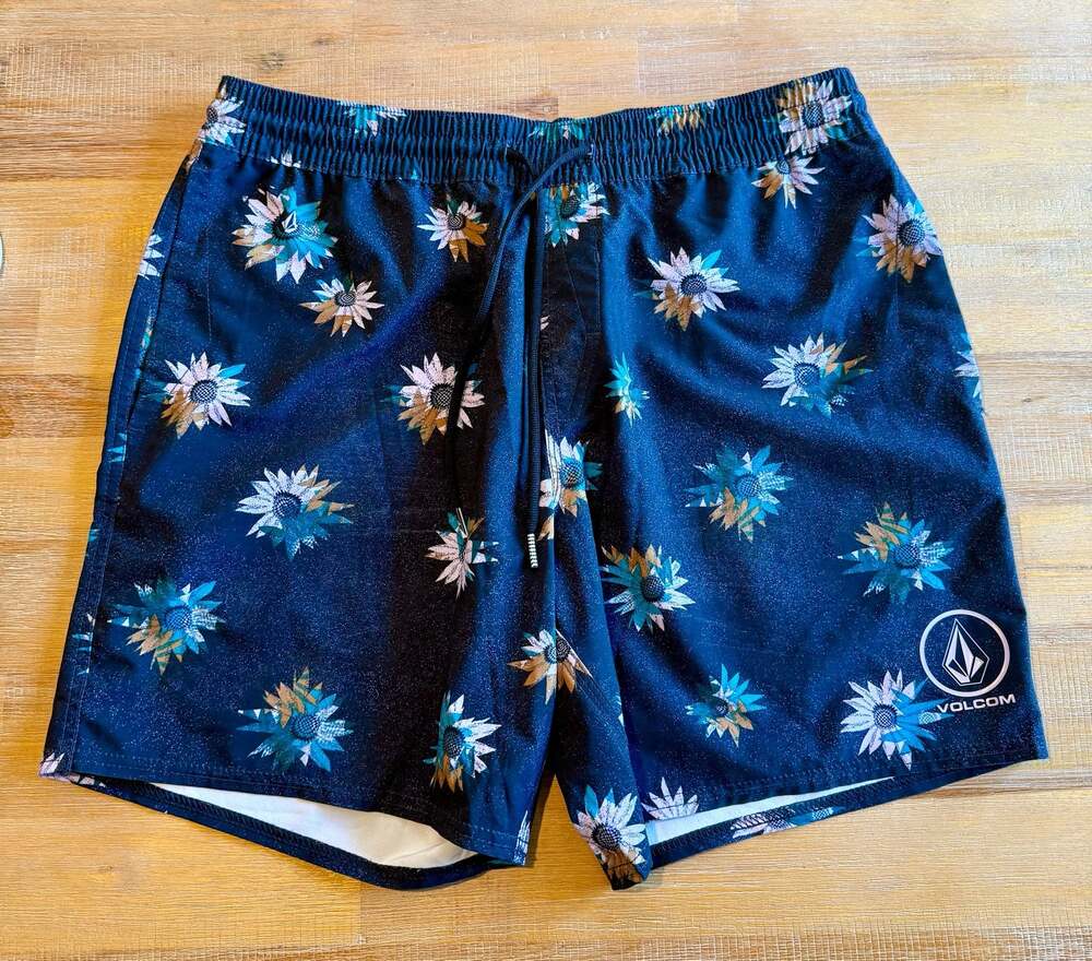 Volcom Manic Elastic Waist Board Shorts Swim Trunks Black Floral Print Size Larg